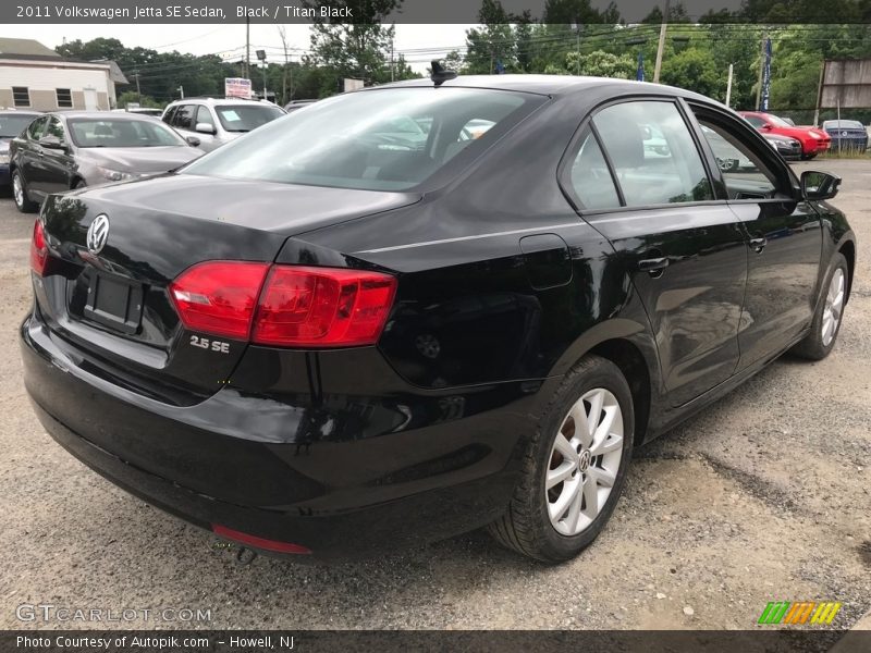 Black / Titan Black 2011 Volkswagen Jetta SE Sedan