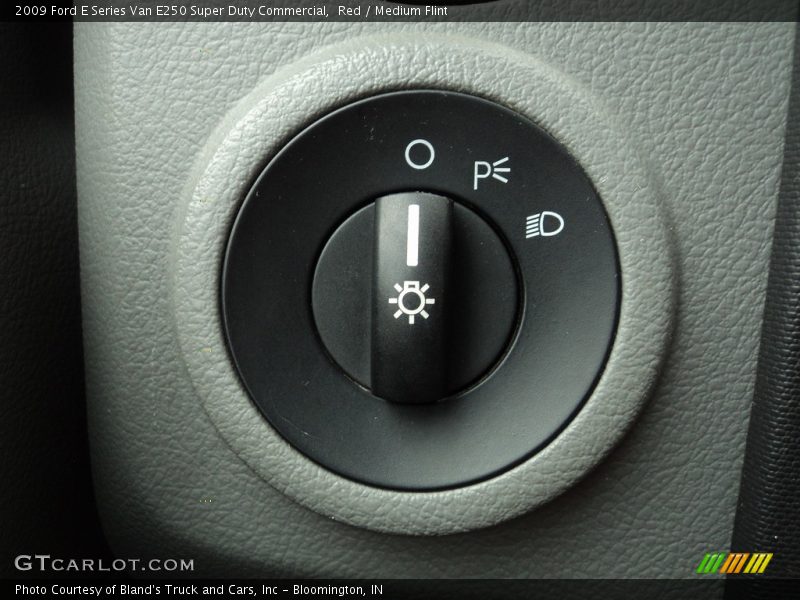 Red / Medium Flint 2009 Ford E Series Van E250 Super Duty Commercial