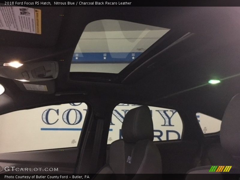 Nitrous Blue / Charcoal Black Recaro Leather 2018 Ford Focus RS Hatch