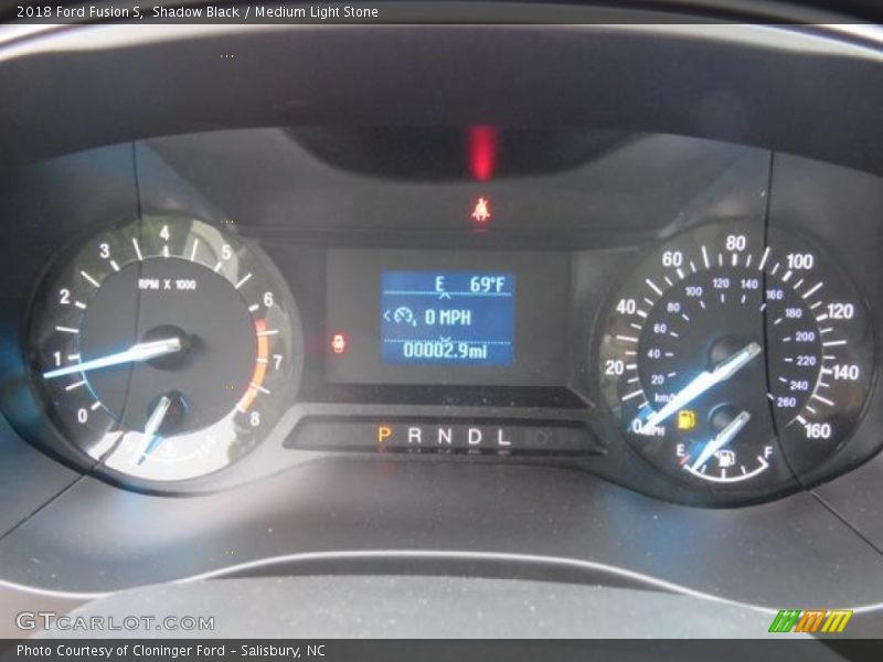 Shadow Black / Medium Light Stone 2018 Ford Fusion S