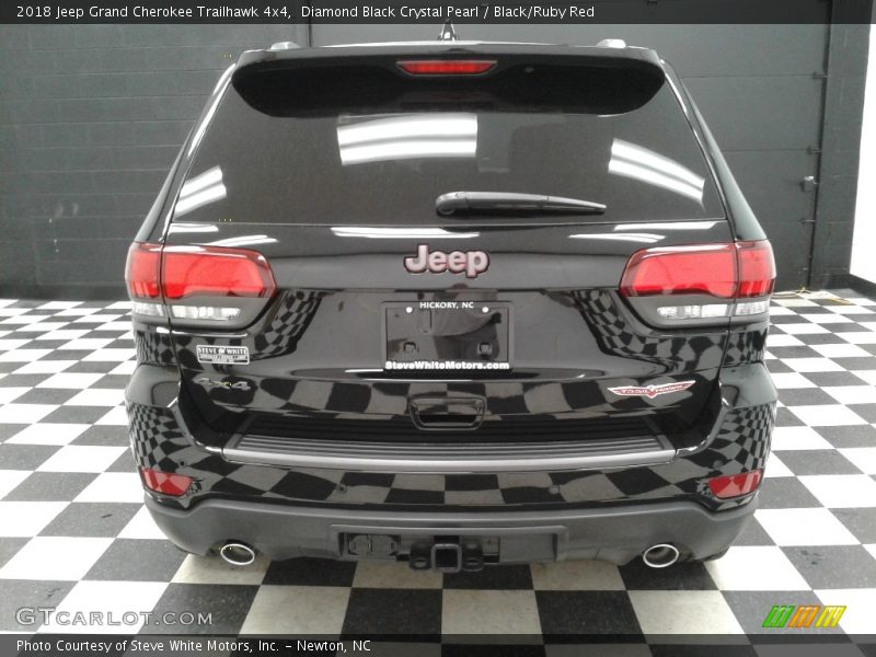 Diamond Black Crystal Pearl / Black/Ruby Red 2018 Jeep Grand Cherokee Trailhawk 4x4