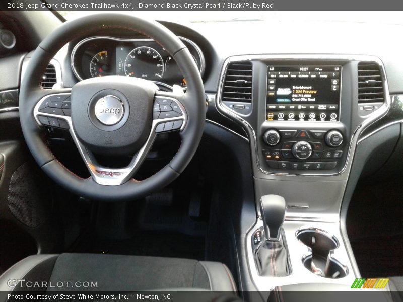 Diamond Black Crystal Pearl / Black/Ruby Red 2018 Jeep Grand Cherokee Trailhawk 4x4
