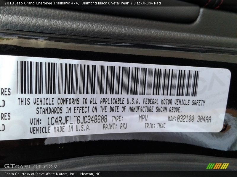 Diamond Black Crystal Pearl / Black/Ruby Red 2018 Jeep Grand Cherokee Trailhawk 4x4