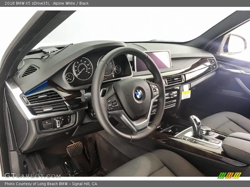Alpine White / Black 2018 BMW X5 sDrive35i