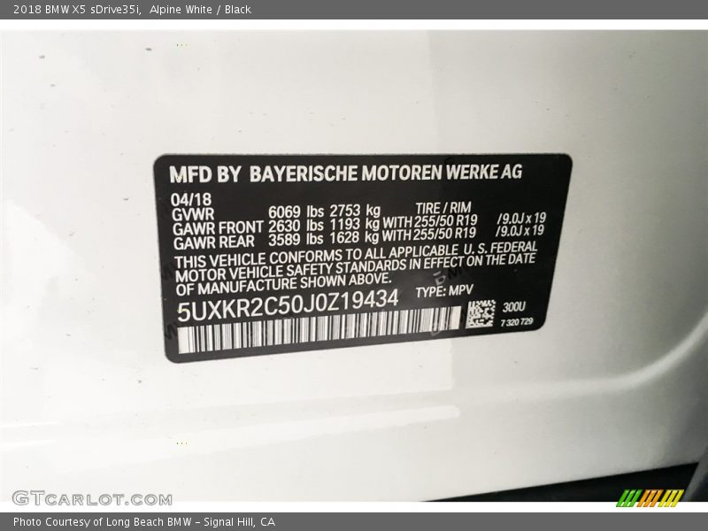 Alpine White / Black 2018 BMW X5 sDrive35i