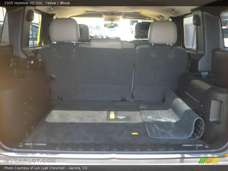 Yellow / Wheat 2005 Hummer H2 SUV