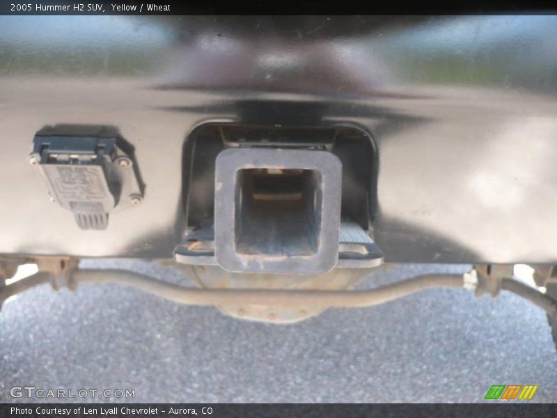 Yellow / Wheat 2005 Hummer H2 SUV