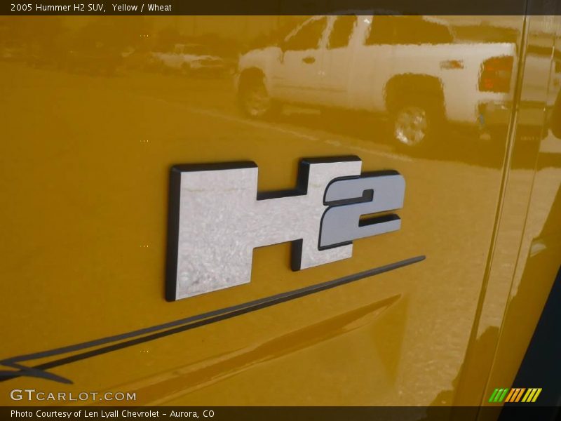 Yellow / Wheat 2005 Hummer H2 SUV