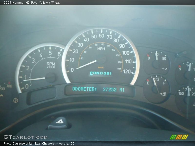 Yellow / Wheat 2005 Hummer H2 SUV