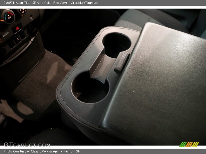 Red Alert / Graphite/Titanium 2005 Nissan Titan SE King Cab