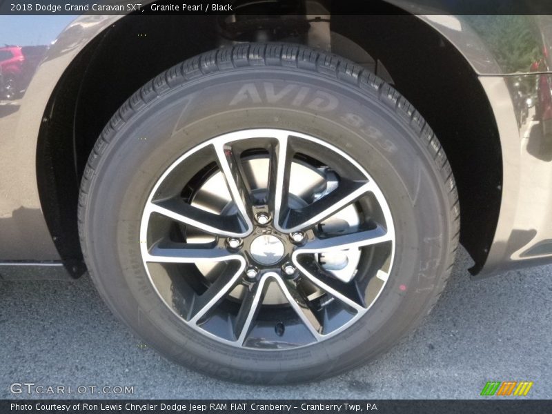 Granite Pearl / Black 2018 Dodge Grand Caravan SXT