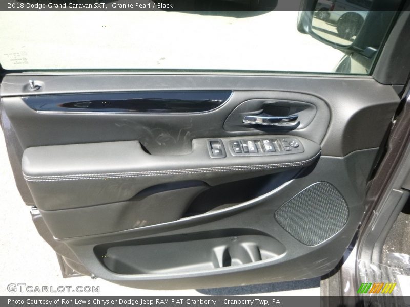Granite Pearl / Black 2018 Dodge Grand Caravan SXT