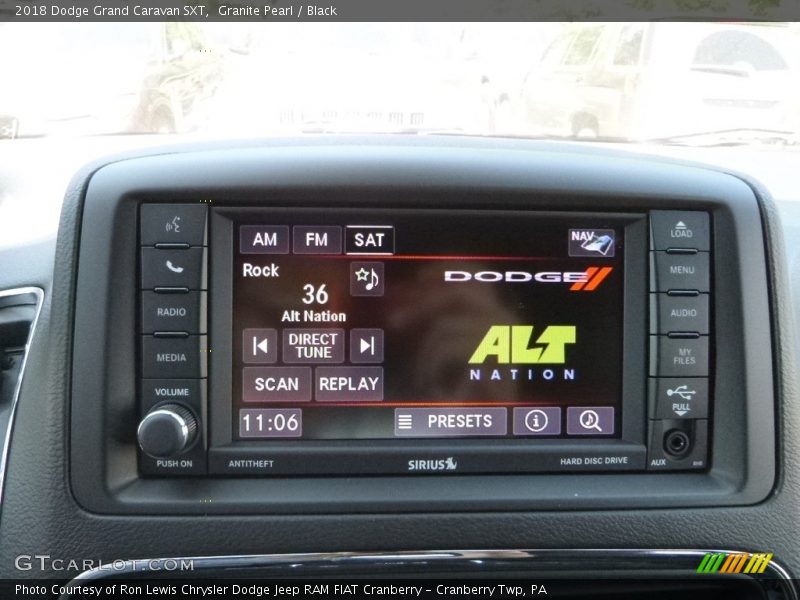 Granite Pearl / Black 2018 Dodge Grand Caravan SXT