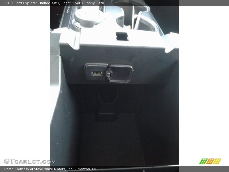 Ingot Silver / Ebony Black 2017 Ford Explorer Limited 4WD