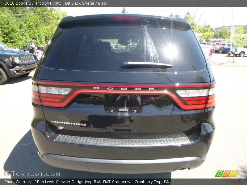 DB Black Crystal / Black 2018 Dodge Durango SXT AWD