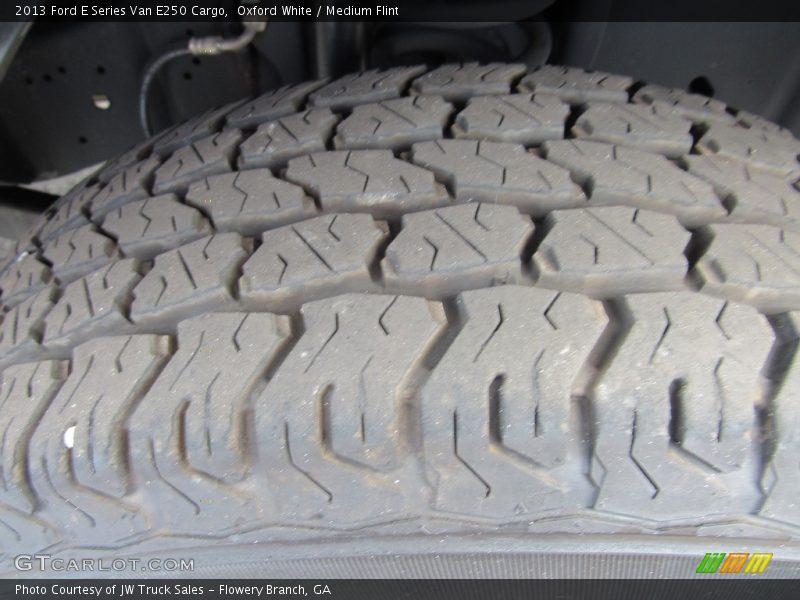 Oxford White / Medium Flint 2013 Ford E Series Van E250 Cargo