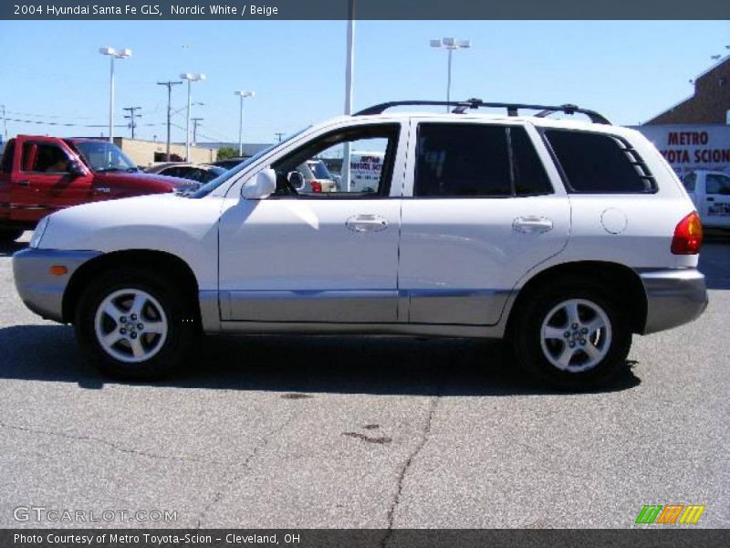 Nordic White / Beige 2004 Hyundai Santa Fe GLS