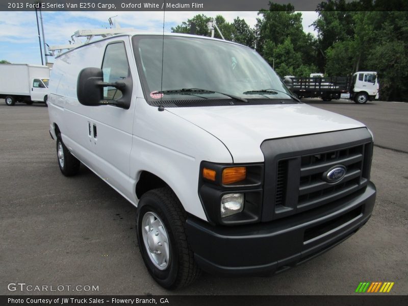 Oxford White / Medium Flint 2013 Ford E Series Van E250 Cargo