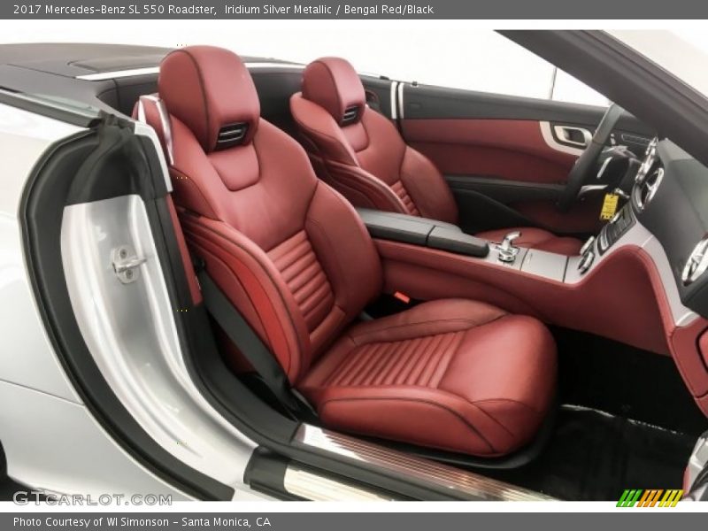 Iridium Silver Metallic / Bengal Red/Black 2017 Mercedes-Benz SL 550 Roadster