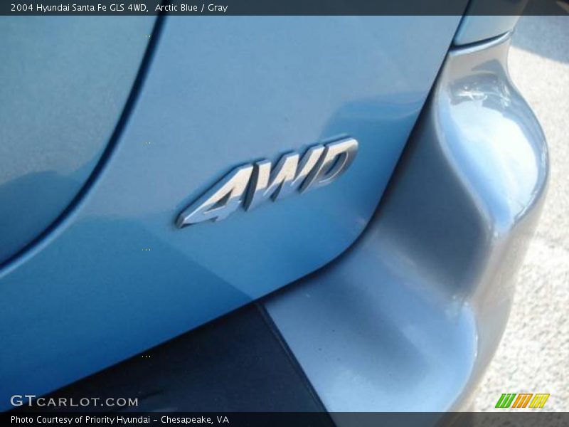 Arctic Blue / Gray 2004 Hyundai Santa Fe GLS 4WD