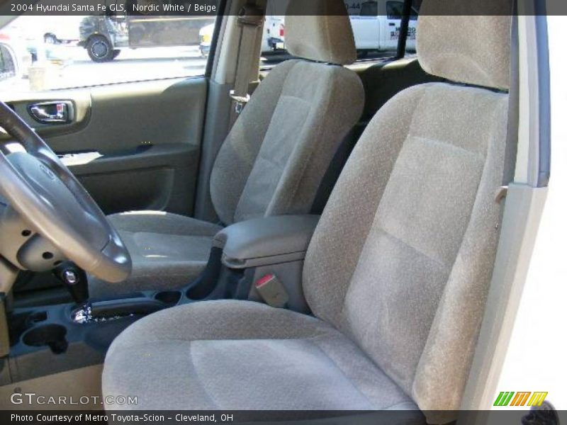 Nordic White / Beige 2004 Hyundai Santa Fe GLS