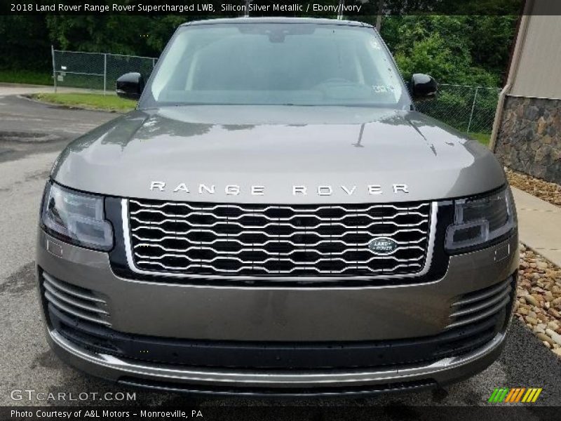Silicon Silver Metallic / Ebony/Ivory 2018 Land Rover Range Rover Supercharged LWB