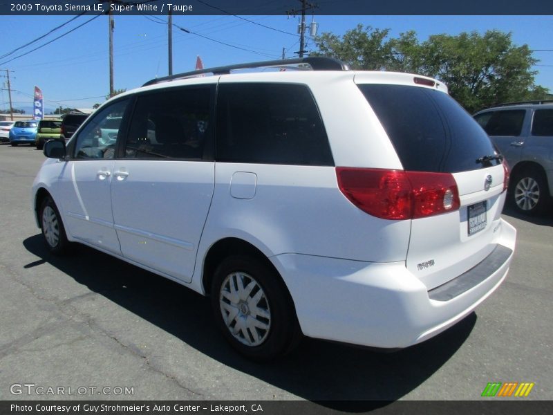 Super White / Taupe 2009 Toyota Sienna LE