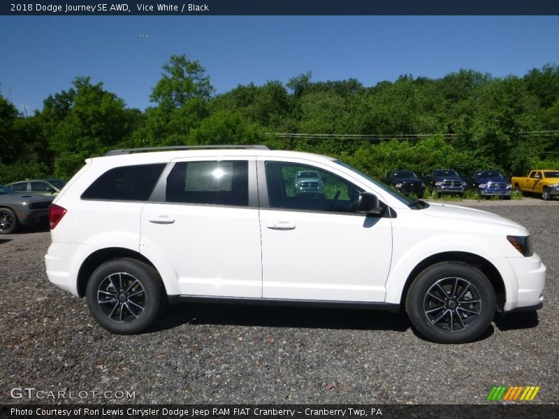 Vice White / Black 2018 Dodge Journey SE AWD
