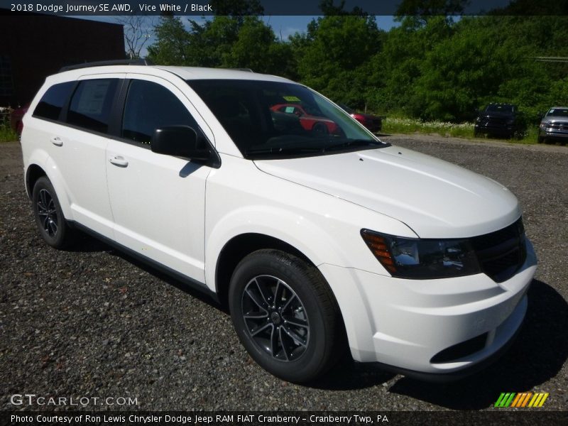 Vice White / Black 2018 Dodge Journey SE AWD