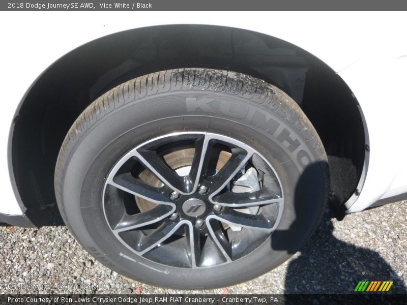 Vice White / Black 2018 Dodge Journey SE AWD