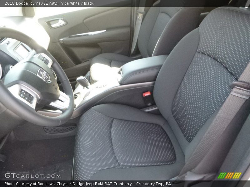Vice White / Black 2018 Dodge Journey SE AWD