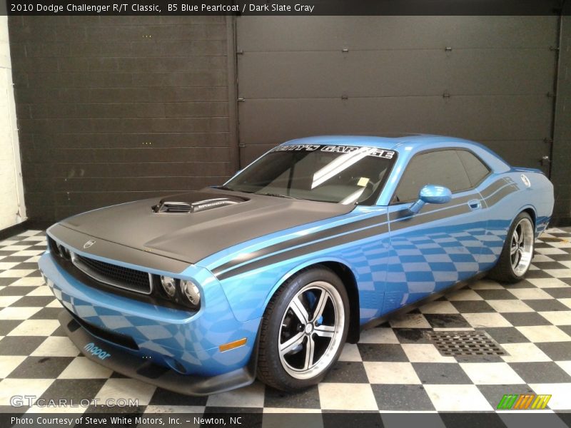 B5 Blue Pearlcoat / Dark Slate Gray 2010 Dodge Challenger R/T Classic