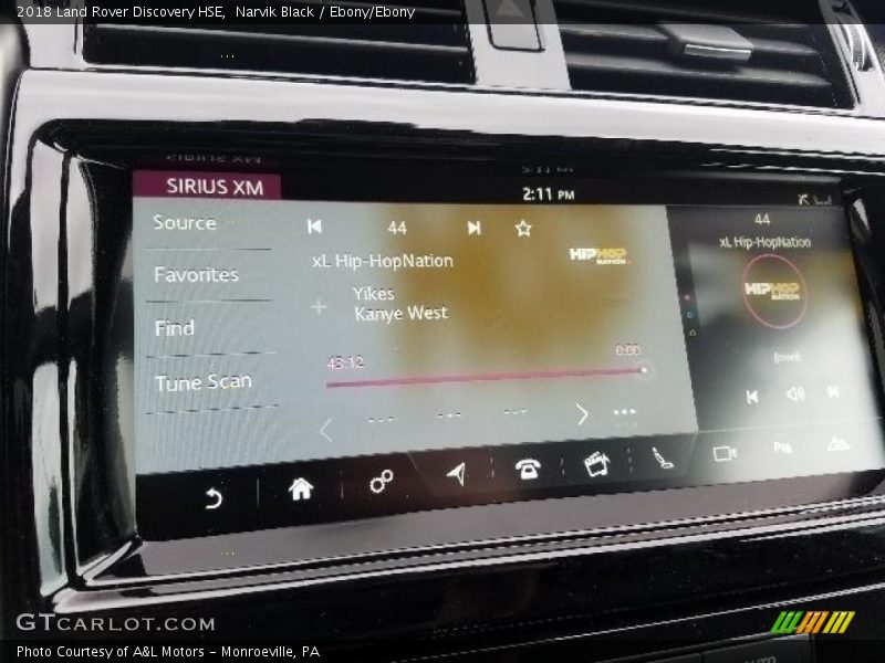 Narvik Black / Ebony/Ebony 2018 Land Rover Discovery HSE