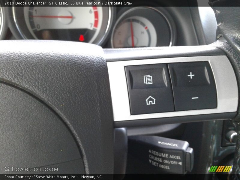 B5 Blue Pearlcoat / Dark Slate Gray 2010 Dodge Challenger R/T Classic