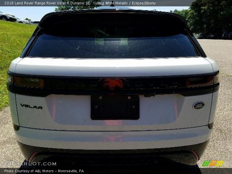 Yulong White Metallic / Eclipse/Ebony 2018 Land Rover Range Rover Velar R Dynamic SE