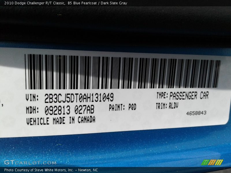B5 Blue Pearlcoat / Dark Slate Gray 2010 Dodge Challenger R/T Classic