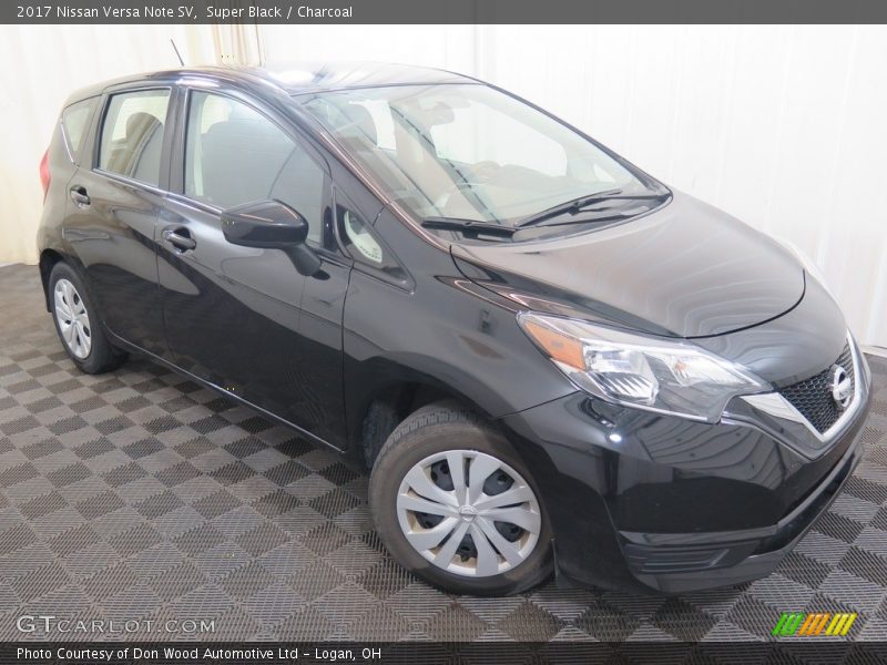 Super Black / Charcoal 2017 Nissan Versa Note SV