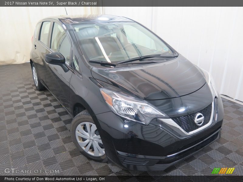 Super Black / Charcoal 2017 Nissan Versa Note SV