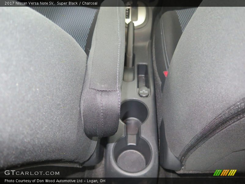Super Black / Charcoal 2017 Nissan Versa Note SV