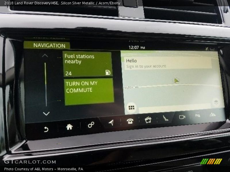 Silicon Silver Metallic / Acorn/Ebony 2018 Land Rover Discovery HSE