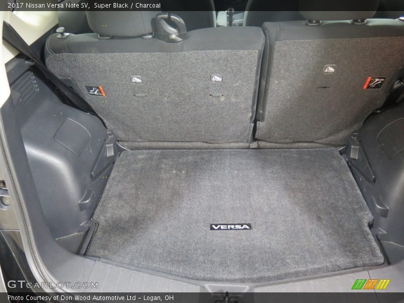 Super Black / Charcoal 2017 Nissan Versa Note SV