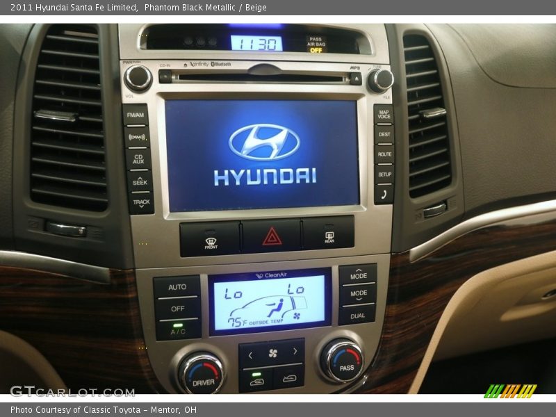Phantom Black Metallic / Beige 2011 Hyundai Santa Fe Limited
