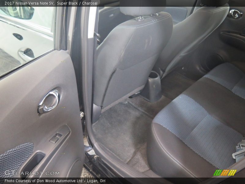 Super Black / Charcoal 2017 Nissan Versa Note SV