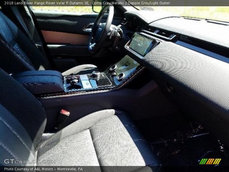 Corris Grey Metallic / Dapple Grey/Light Oyster 2018 Land Rover Range Rover Velar R Dynamic SE