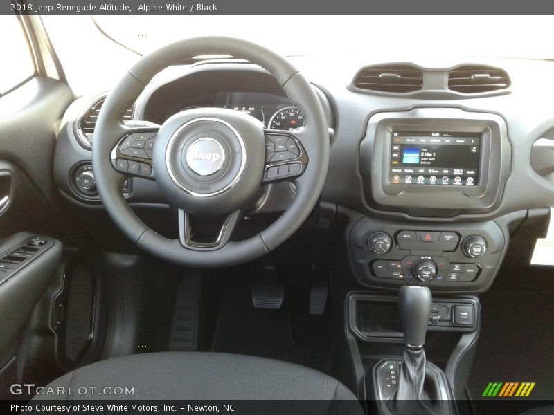 Alpine White / Black 2018 Jeep Renegade Altitude