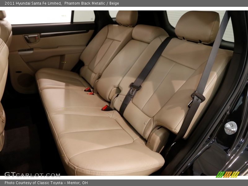 Phantom Black Metallic / Beige 2011 Hyundai Santa Fe Limited