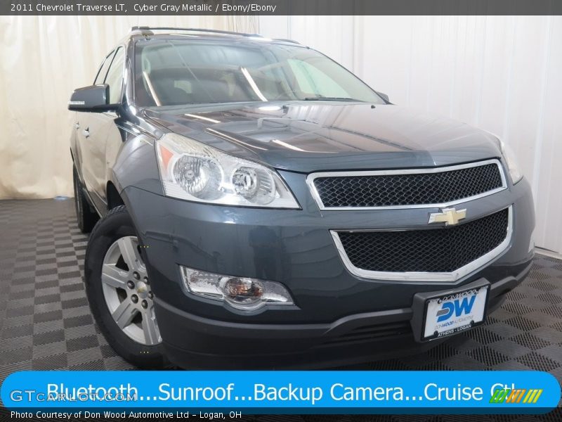 Cyber Gray Metallic / Ebony/Ebony 2011 Chevrolet Traverse LT
