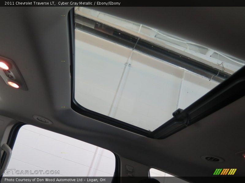 Cyber Gray Metallic / Ebony/Ebony 2011 Chevrolet Traverse LT