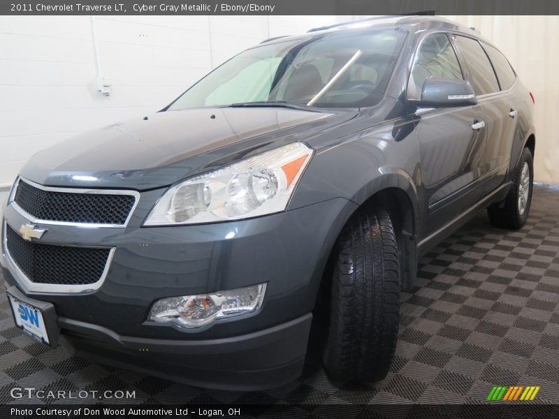 Cyber Gray Metallic / Ebony/Ebony 2011 Chevrolet Traverse LT