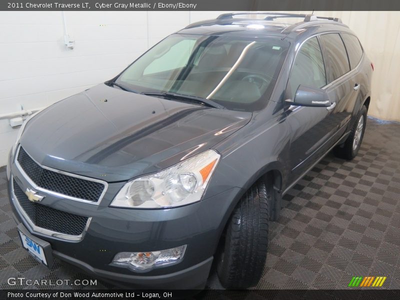 Cyber Gray Metallic / Ebony/Ebony 2011 Chevrolet Traverse LT